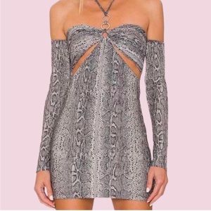 NWT Revolve Camila Coelho Enia Sexy cut out Mini Dress snake print size Small